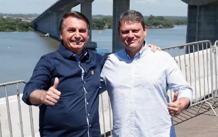 Tarcísio pretende anistiar multas de quem não usou máscara na pandemia