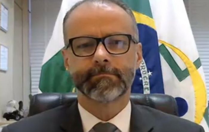 Presidente Da Anvisa Reage A Críticas De Bolsonaro E Quer Retratação